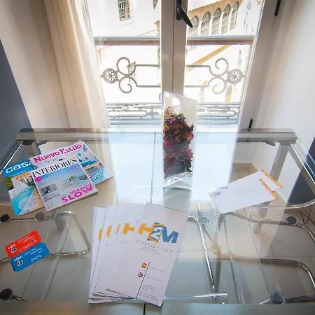 Holidays 2 Catedral Apartment *